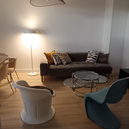 Chelles Centre Ville 2 Chambres Pres Des Bords De Marne 10 Minutes A Pieds De La Gare De Chelles-Gournay 5 Minutes De La Gare De Vaires-Sur-Marne 20 Minutes De Disneyland Jusqu'A 5 Couchages Possibles Zewnętrze zdjęcie
