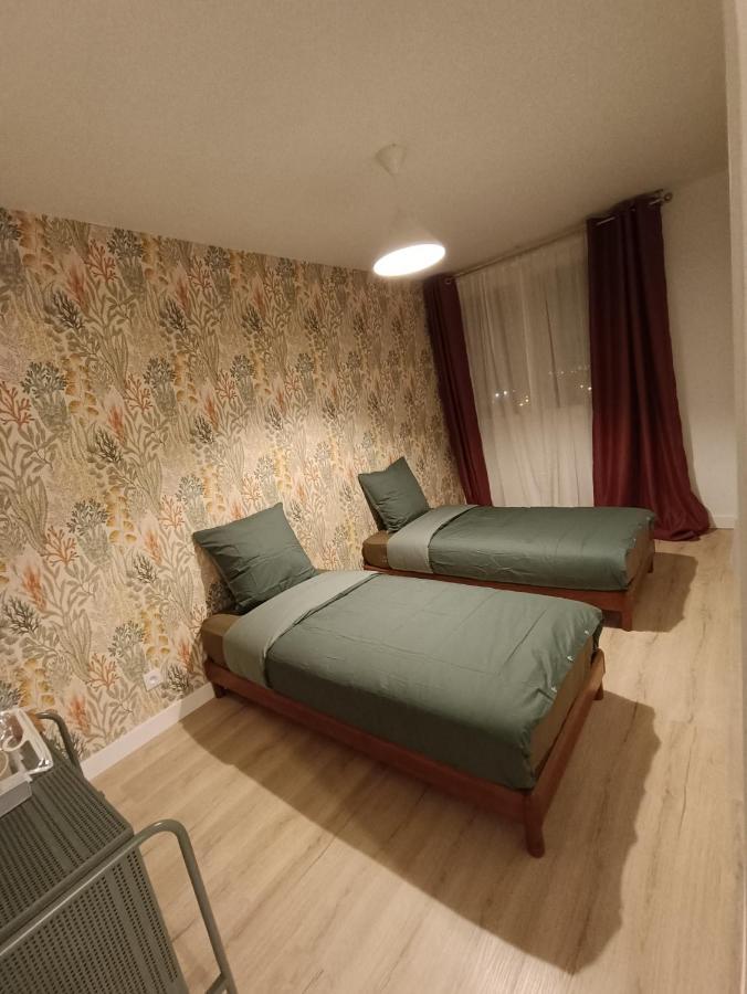 Chelles Centre Ville 2 Chambres Pres Des Bords De Marne 10 Minutes A Pieds De La Gare De Chelles-Gournay 5 Minutes De La Gare De Vaires-Sur-Marne 20 Minutes De Disneyland Jusqu'A 5 Couchages Possibles Zewnętrze zdjęcie