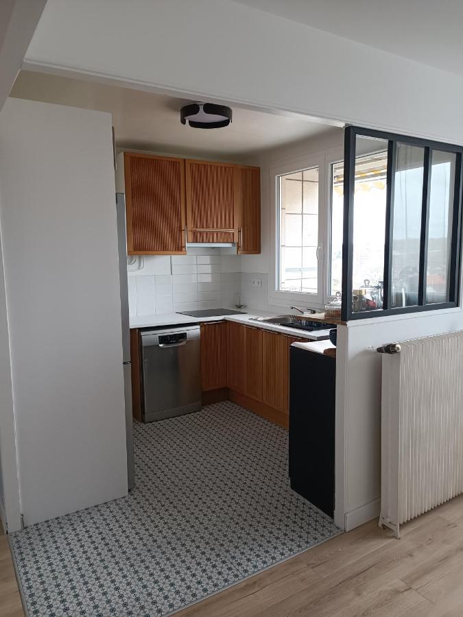 Chelles Centre Ville 2 Chambres Pres Des Bords De Marne 10 Minutes A Pieds De La Gare De Chelles-Gournay 5 Minutes De La Gare De Vaires-Sur-Marne 20 Minutes De Disneyland Jusqu'A 5 Couchages Possibles Zewnętrze zdjęcie