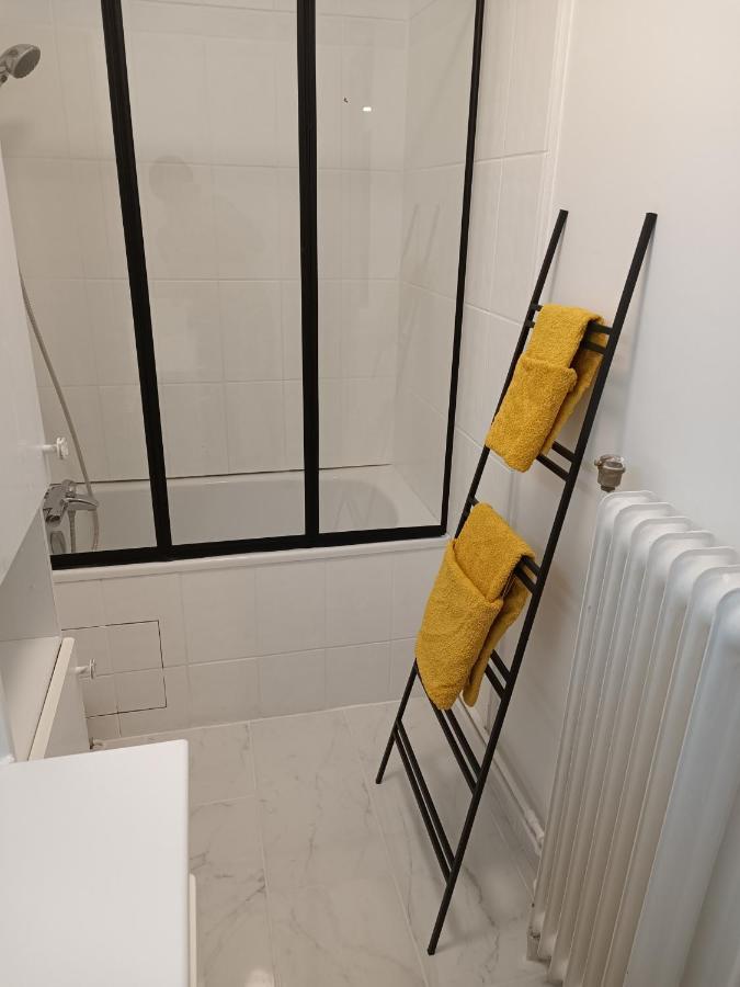 Chelles Centre Ville 2 Chambres Pres Des Bords De Marne 10 Minutes A Pieds De La Gare De Chelles-Gournay 5 Minutes De La Gare De Vaires-Sur-Marne 20 Minutes De Disneyland Jusqu'A 5 Couchages Possibles Zewnętrze zdjęcie